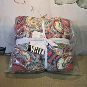 VCNY Home "Casa Re'al" Paisley 5-Piece King Quilt Set NWT